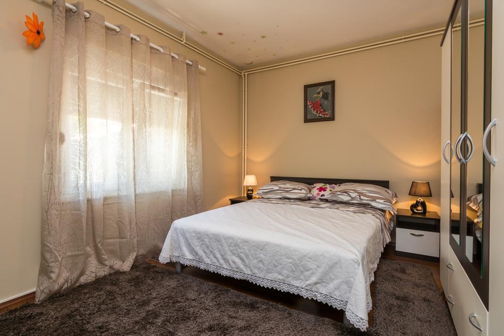 Apartman Verica Trogir Bagian luar foto
